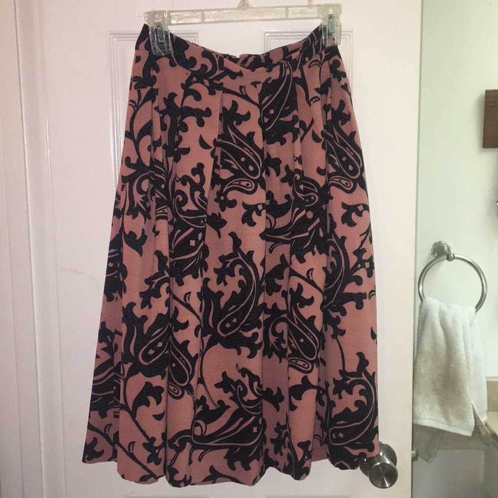 H&M Paisley circle skirt Size 4 Summer